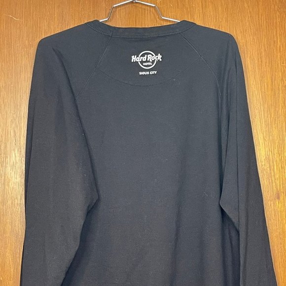Hard Rock Hotel Sioux City Breast Cancer Awareness Crewneck Size 2XL - Picture 5 of 6